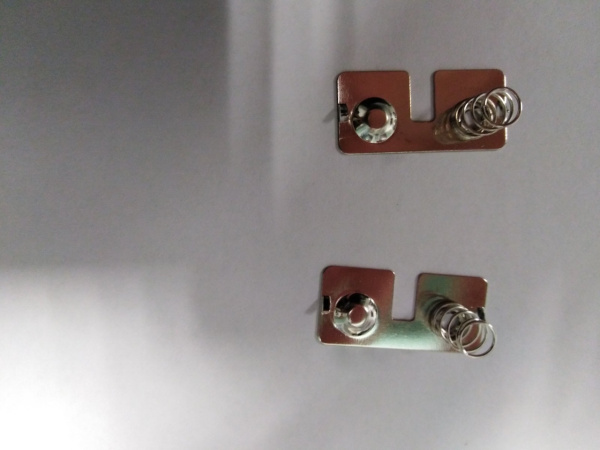 Контакты для батареек АА 30500-040 (+/-)