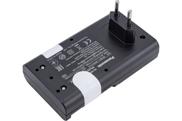 Зарядное устройство Panasonic BQ-CC55 (NiCd/NiMH)