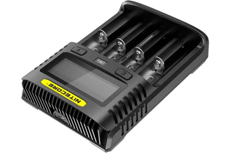 Зарядное устройство Nitecore UM4 (NiCd/NiMH/Li-ion)